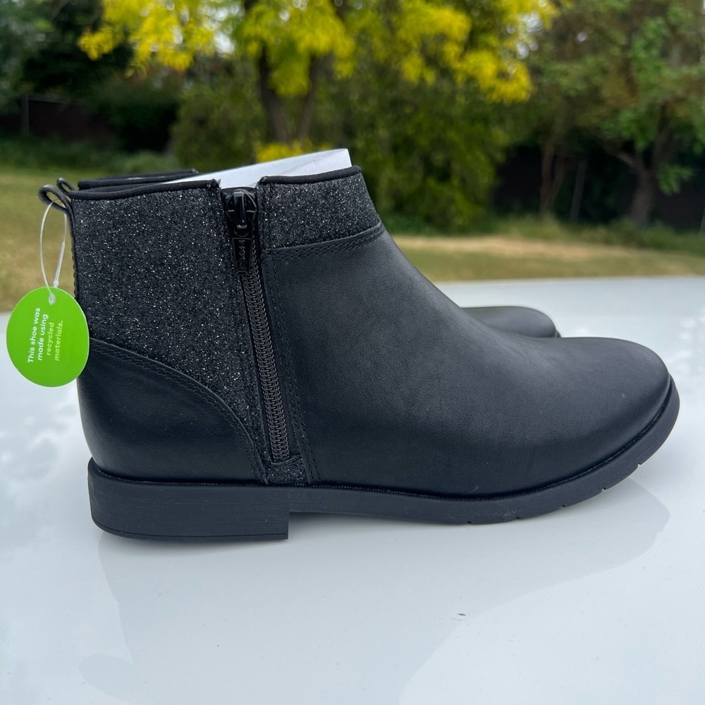 Black Ankle Boots with Sparkle Fabric Panel Size 5M Big Kid